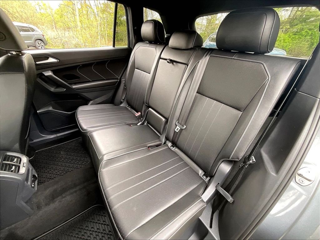 Certified Used 2023 Gray Volkswagen 2.0T SE R-Line Black image 15