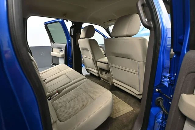 Used 2010  Ford XLT image 33
