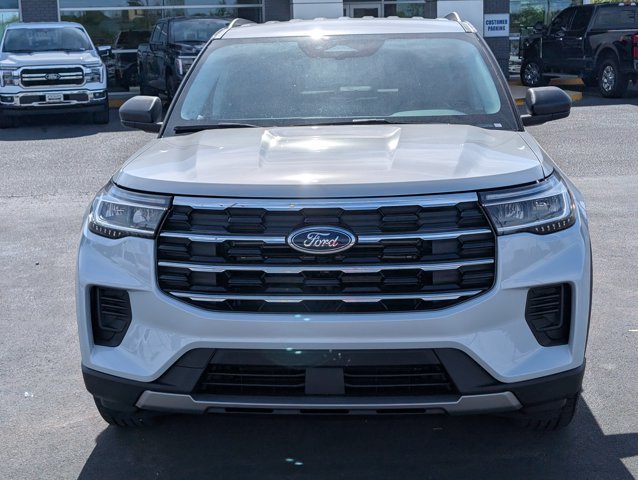 New 2026 Space White Metallic Ford Active image 3