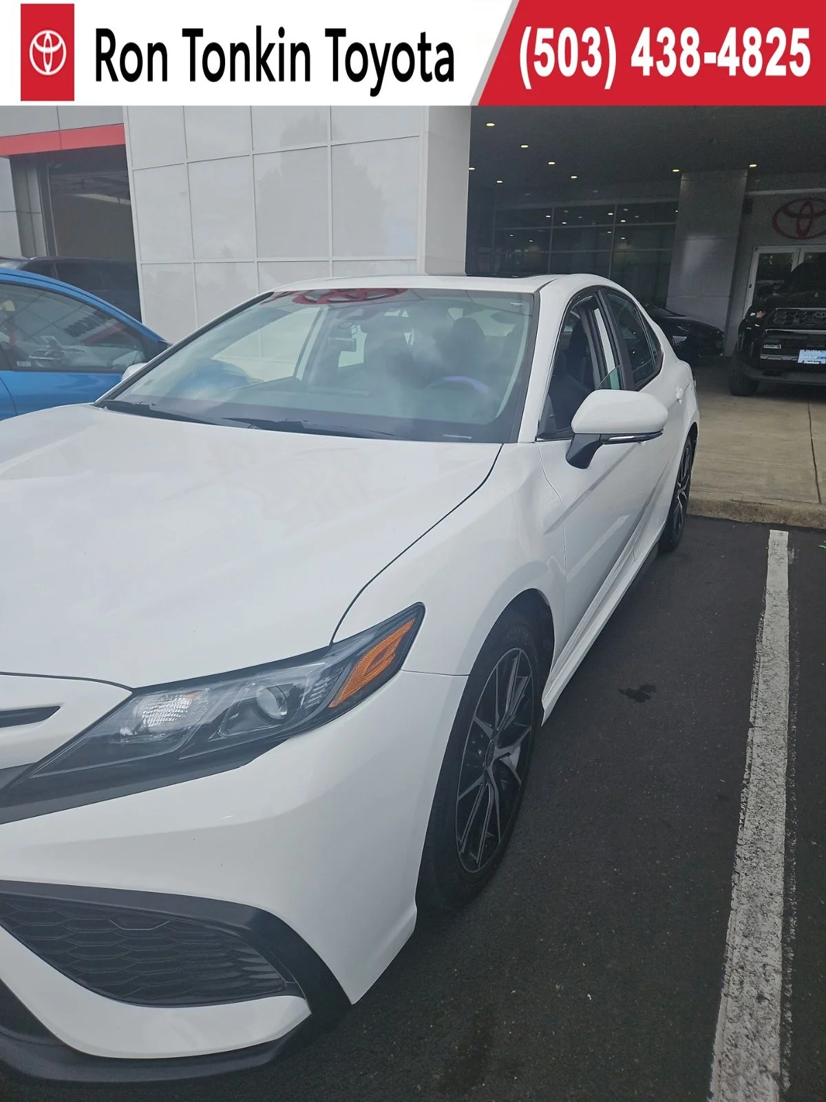 2023 Toyota Camry SE AWD's photo