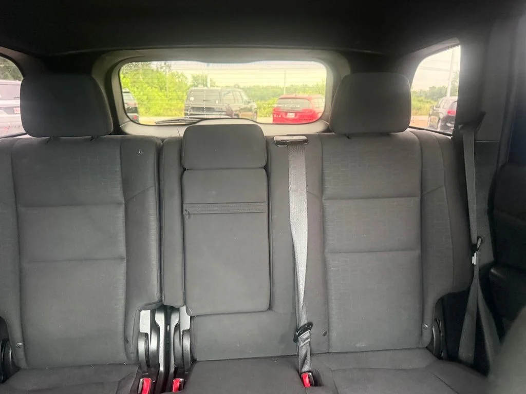 Used 2017 Silver Jeep Laredo image 30