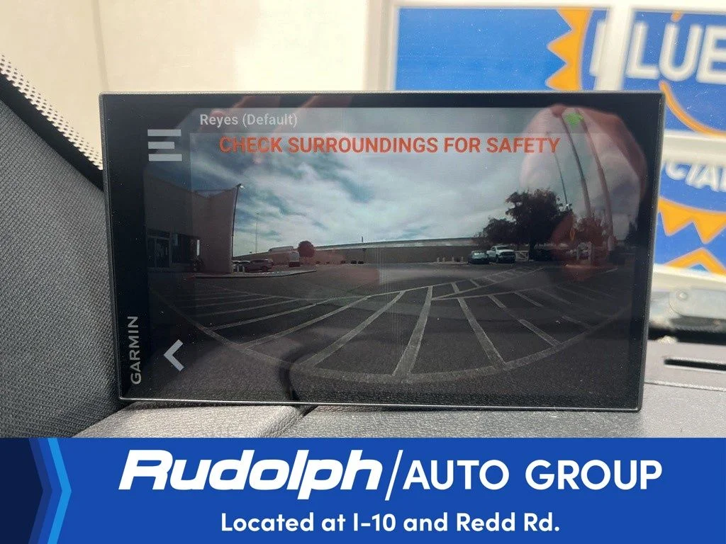 Used 2021  Mercedes-Benz Cargo 144 WB image 23