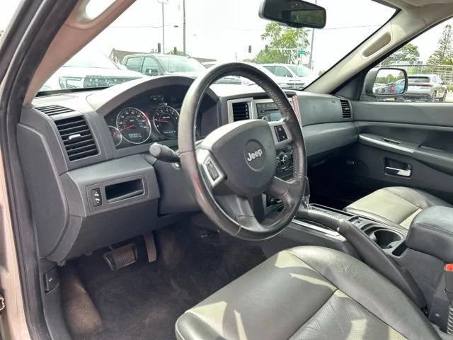 2009 Jeep Grand Cherokee Laredo - Photo 28