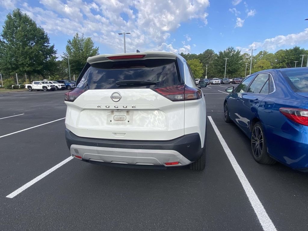 Used 2023 White Nissan S image 6