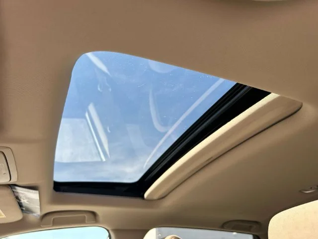 Used 2019  Honda EX image 28