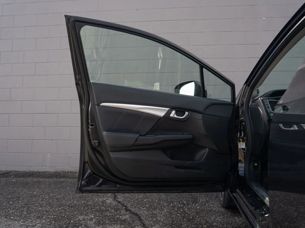 Used 2014  Honda EX-L image 15