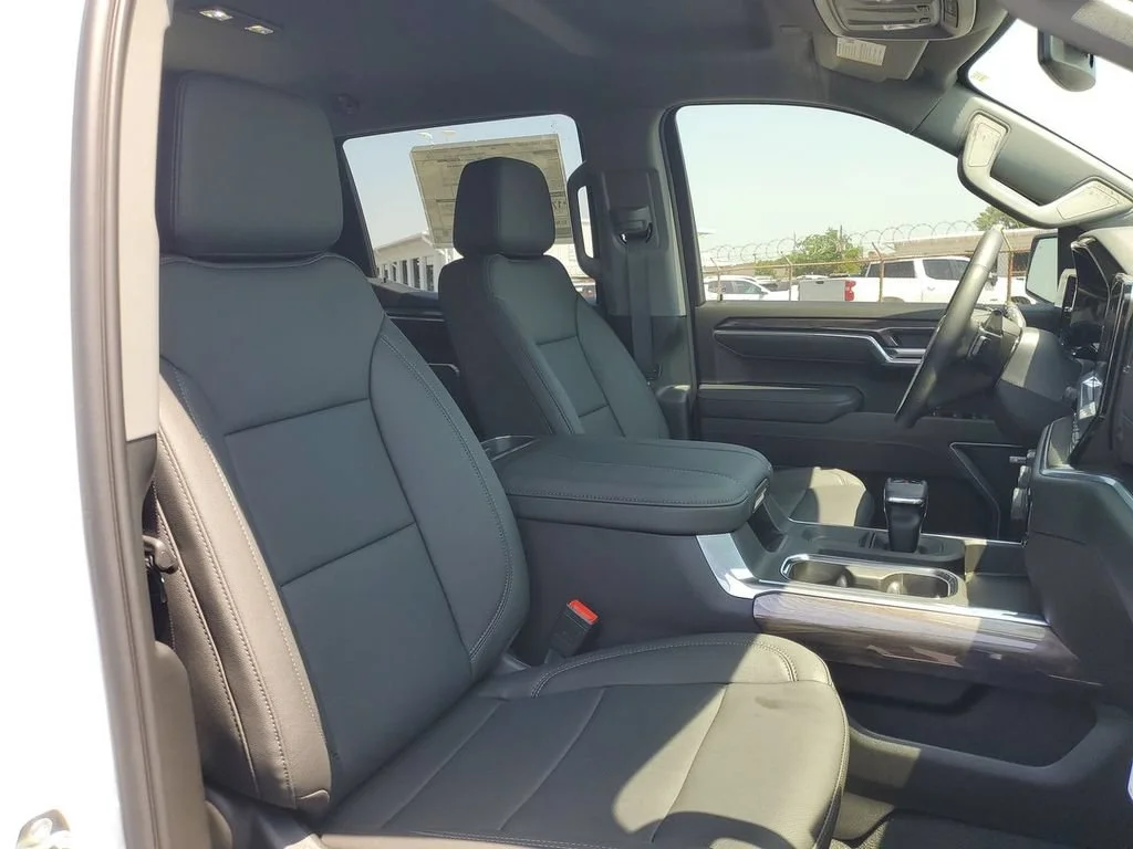 New 2026 Polar White Tricoat Chevrolet LTZ image 33