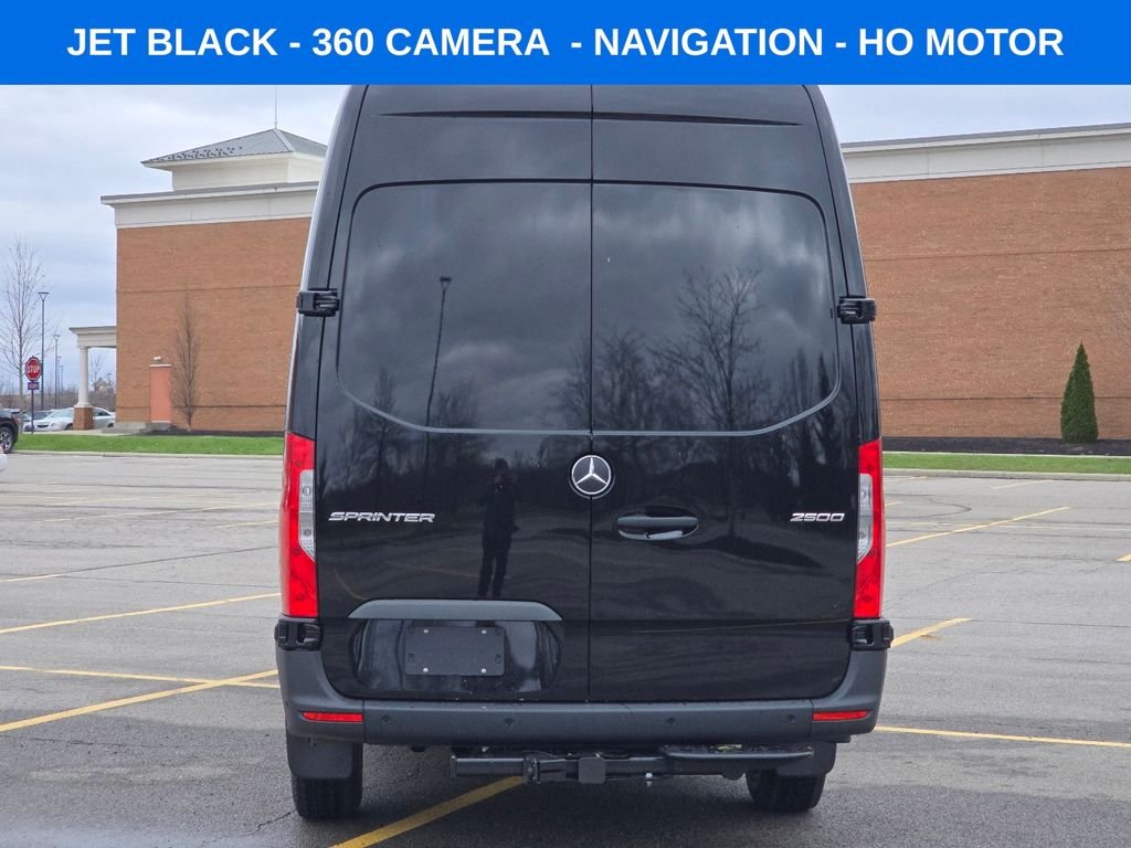 New 2026 Jet Black Mercedes-Benz Cargo 170 WB image 10