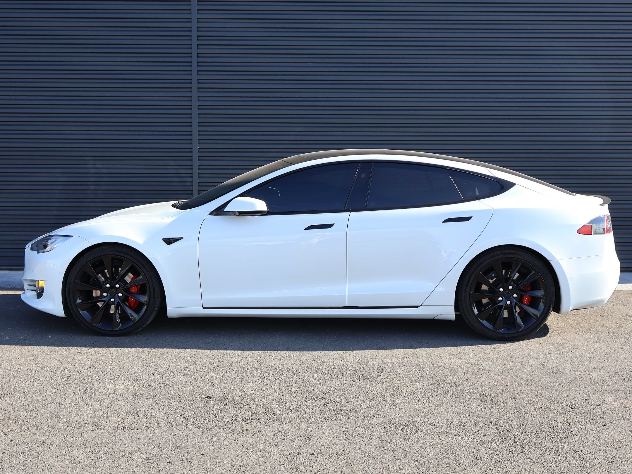 Used 2018 Tesla Model S P100D with VIN 5YJSA1E4XJF296980 for sale in Lehi, UT