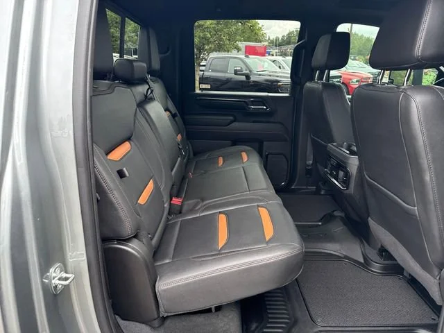 Used 2024 Sterling Metallic GMC AT4 image 10