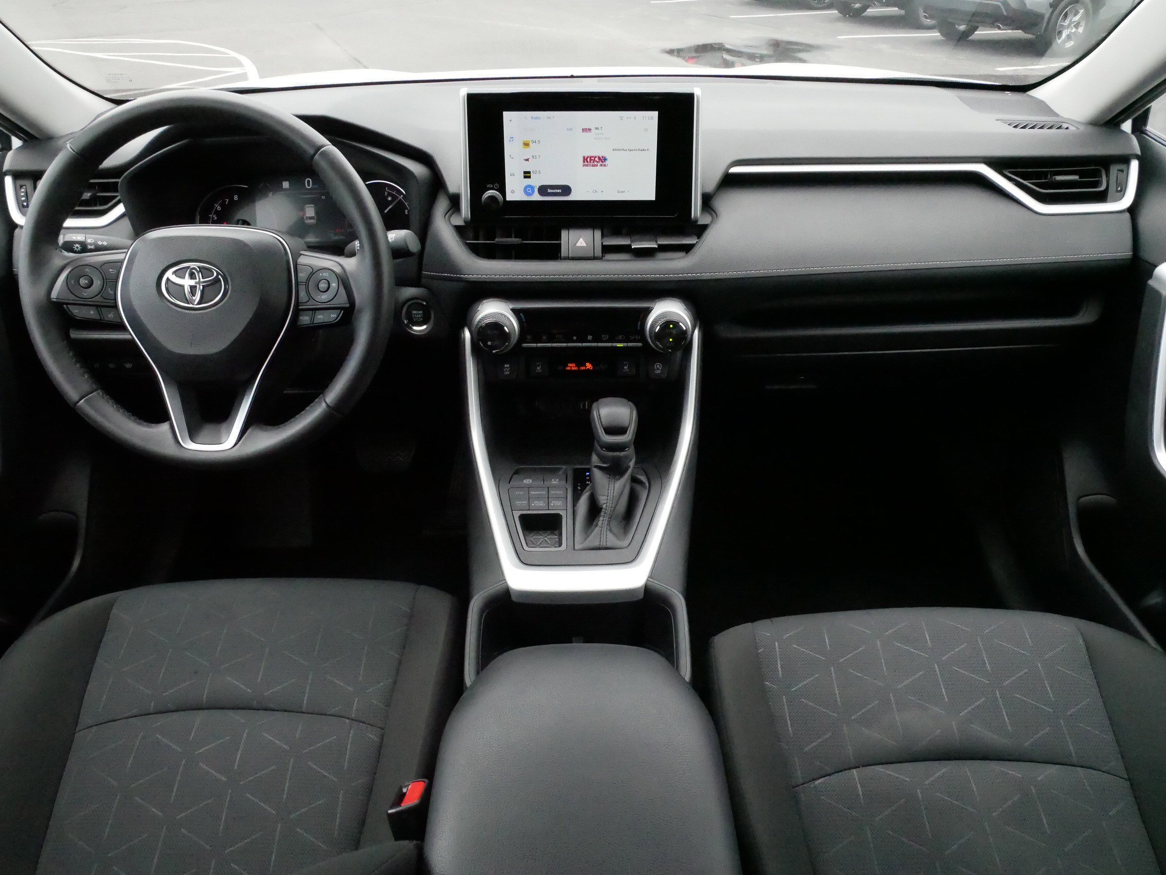 Used 2024 Ice Cap Toyota XLE image 10