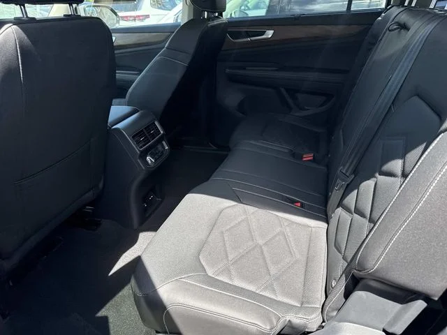 New 2026 Gray Volkswagen SE w/Technology image 9