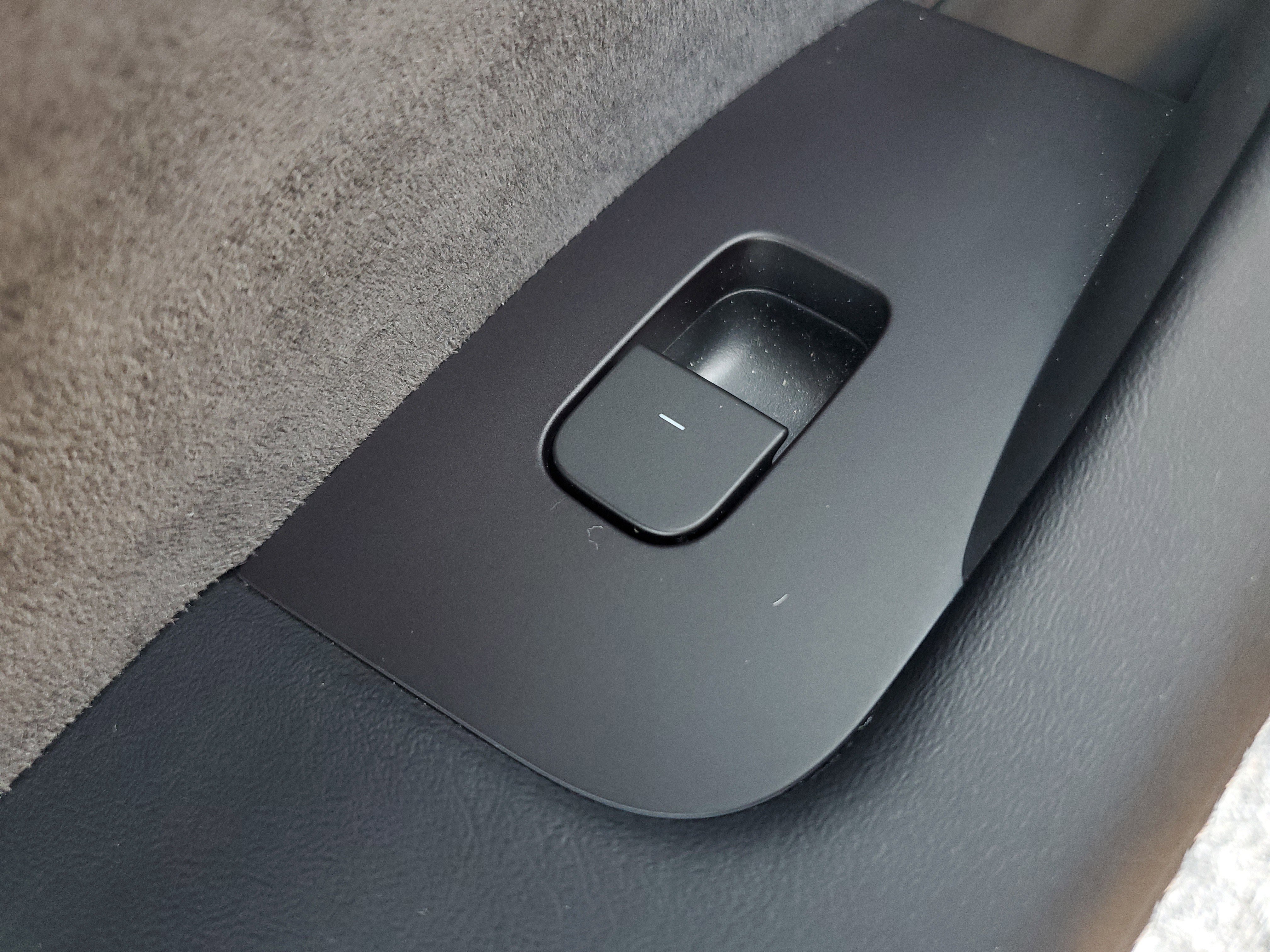 Used 2022  Tesla Long Range image 11