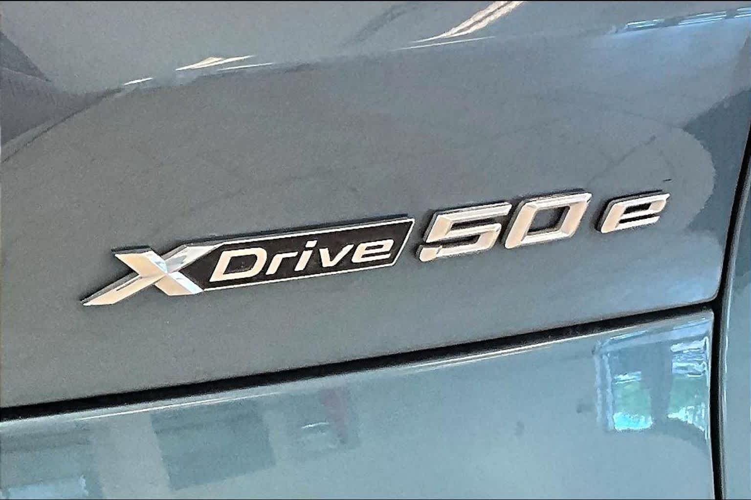Used 2024 Blue Ridge Mountain Metallic BMW xDrive50e image 9