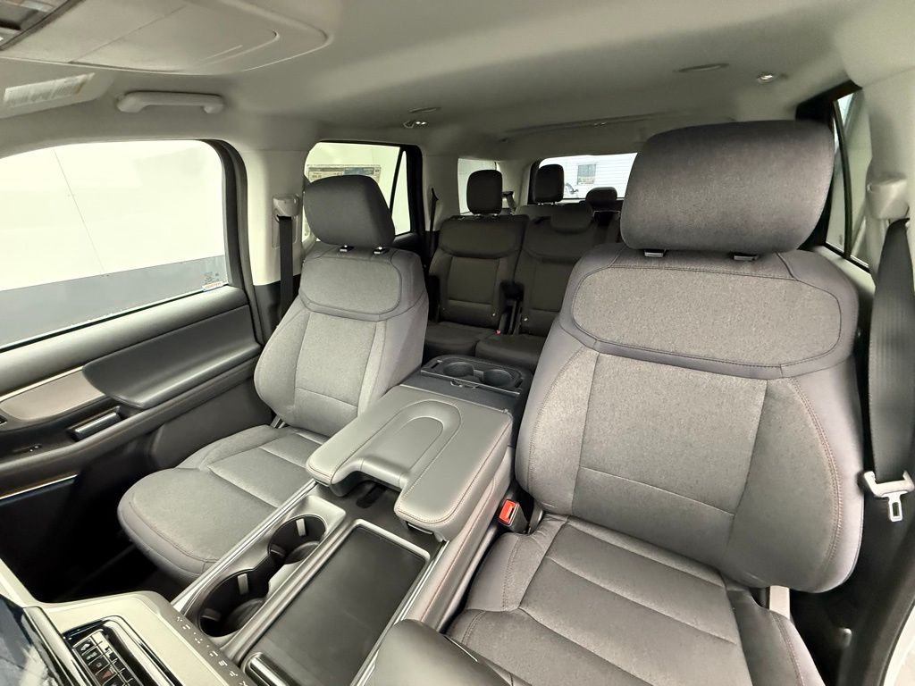 New 2025 Space Silver Metallic Ford Active image 49