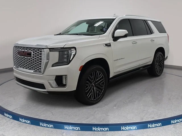 Used 2021 White GMC Denali image 1