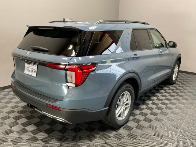 New 2027 Vapor Blue Metallic Ford Active image 8
