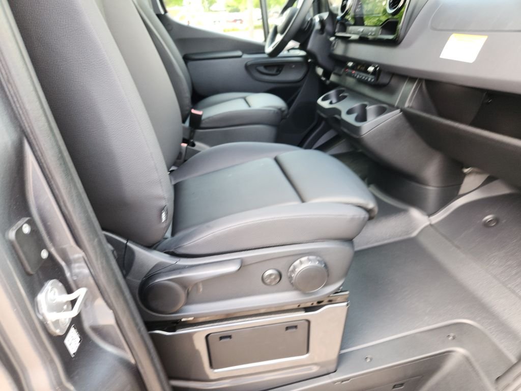 New 2026 Selenite Grey Metallic Mercedes-Benz PASSENGER image 16