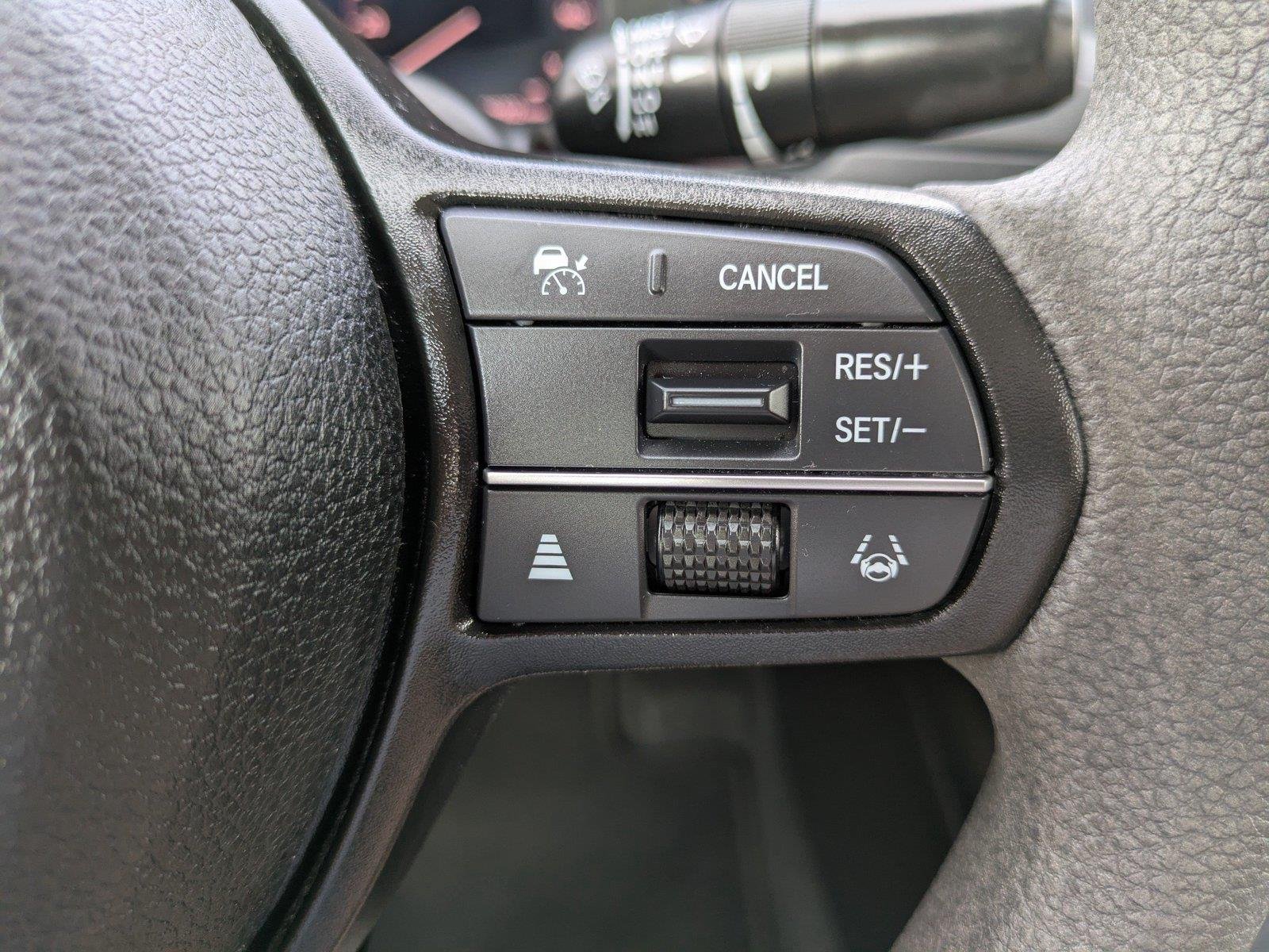 Used 2023 Platinum White Pearl Honda EX image 25