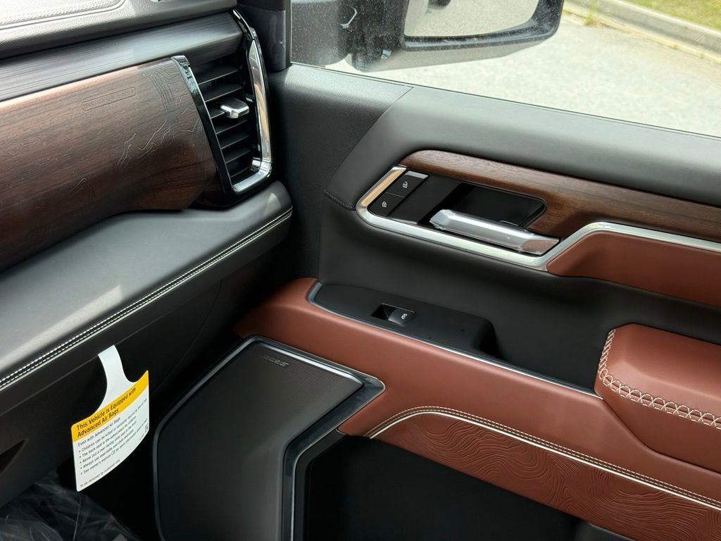 New 2026 Onyx Black GMC Denali Ultimate DRW image 32