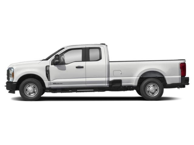 Used 2024 Silver Ford XL image 3