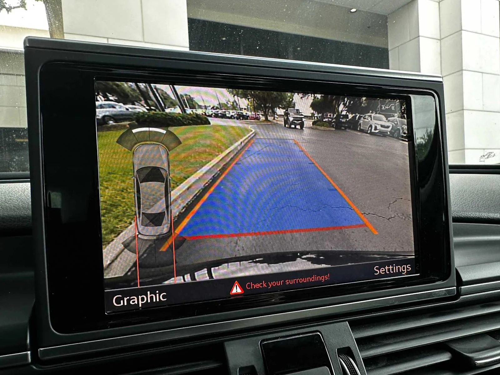 Used 2018  Audi Premium image 12