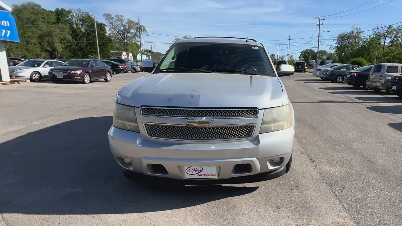 2011 Chevrolet Tahoe LS photo 2