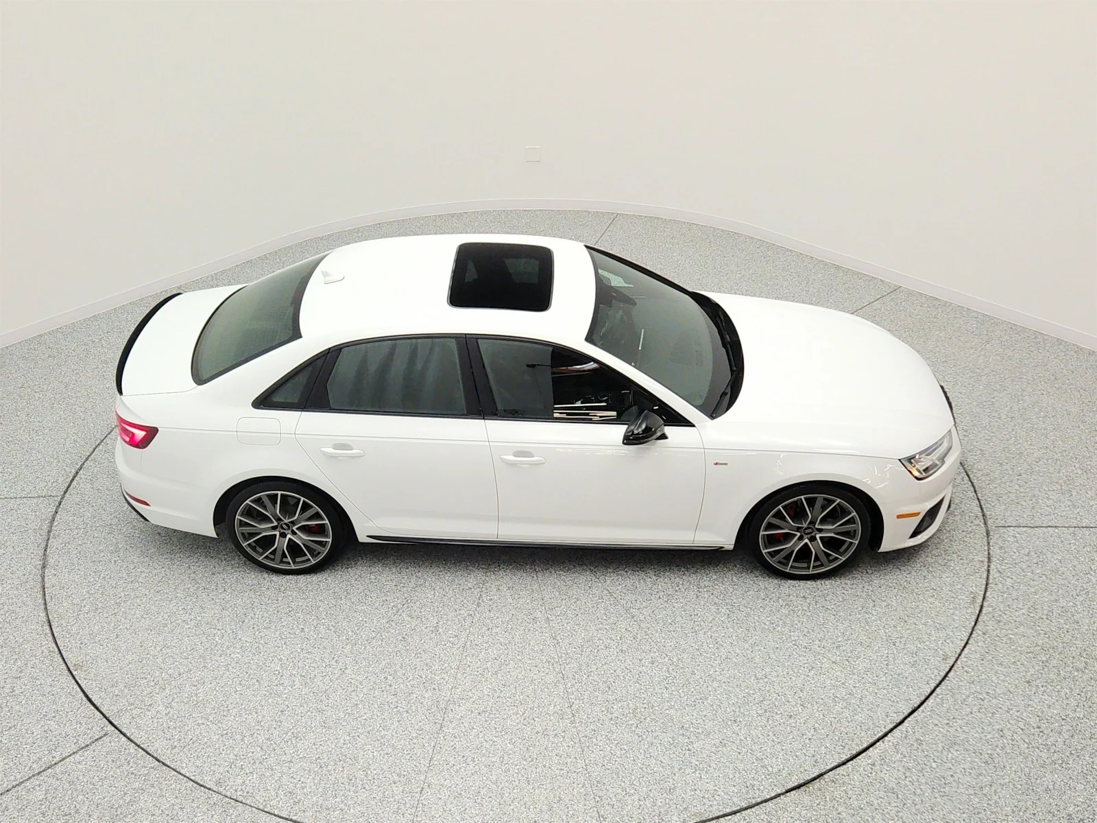 Used 2019 Ibis White Audi Premium Plus 45 TFSI quattro image 25