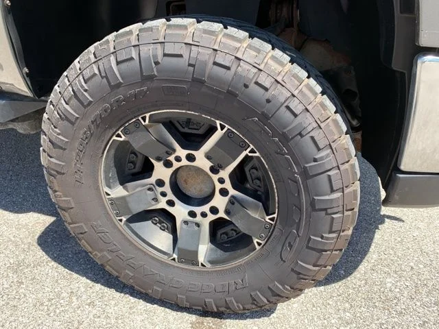 Used 2013 Gray GMC SLE image 14