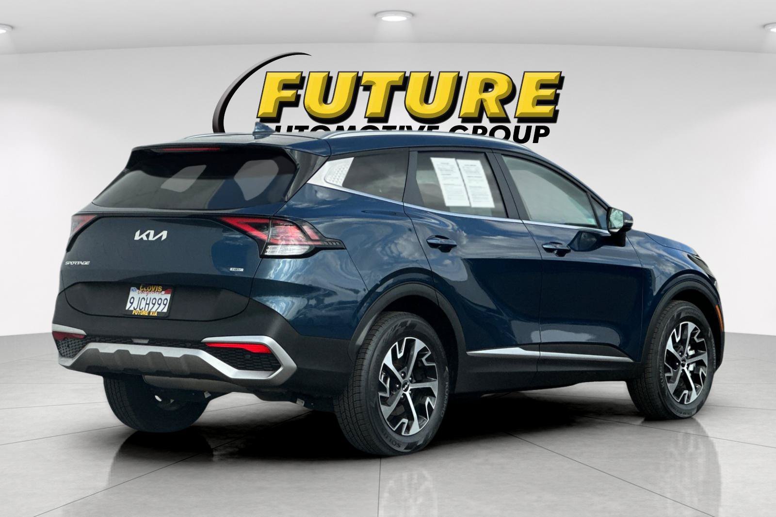 Used 2023 Blue Kia EX image 4