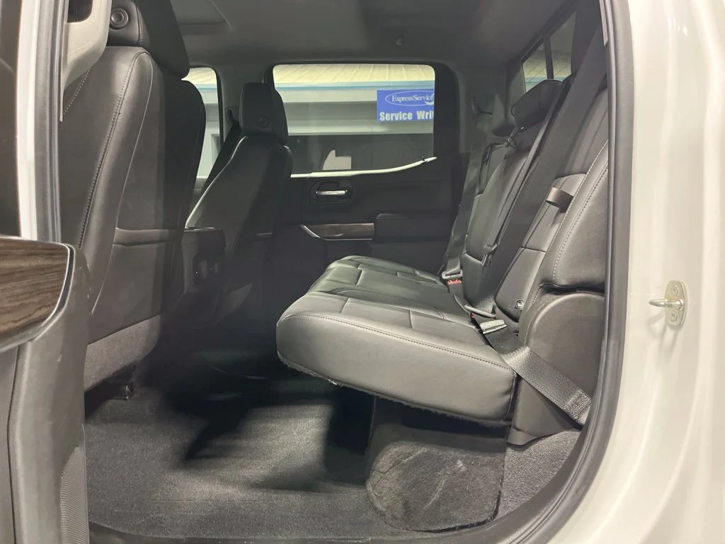Used 2020 Summit White Chevrolet RST image 33