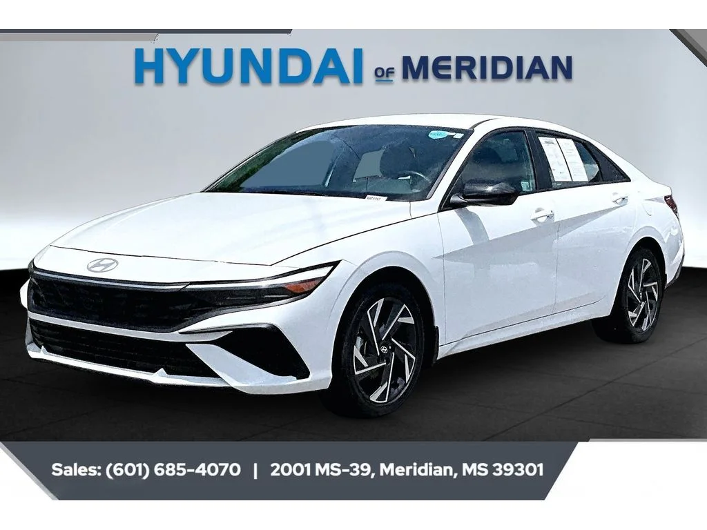 Used 2025 SERENITY WHITE Hyundai SEL Sport image 10