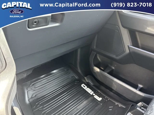 Used 2023 White Ford XLT image 27