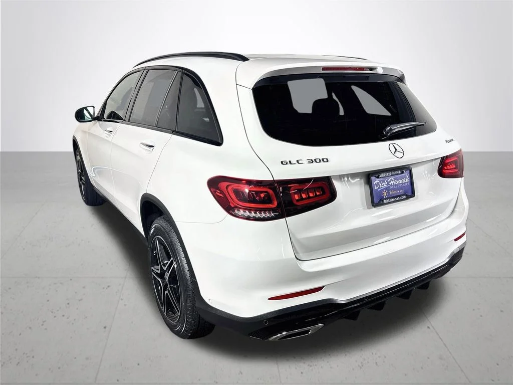 Used 2022 White Mercedes-Benz GLC 300 image 8