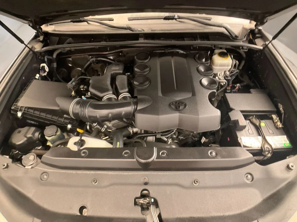 Used 2017 Magnetic Gray Metallic Toyota Limited image 32