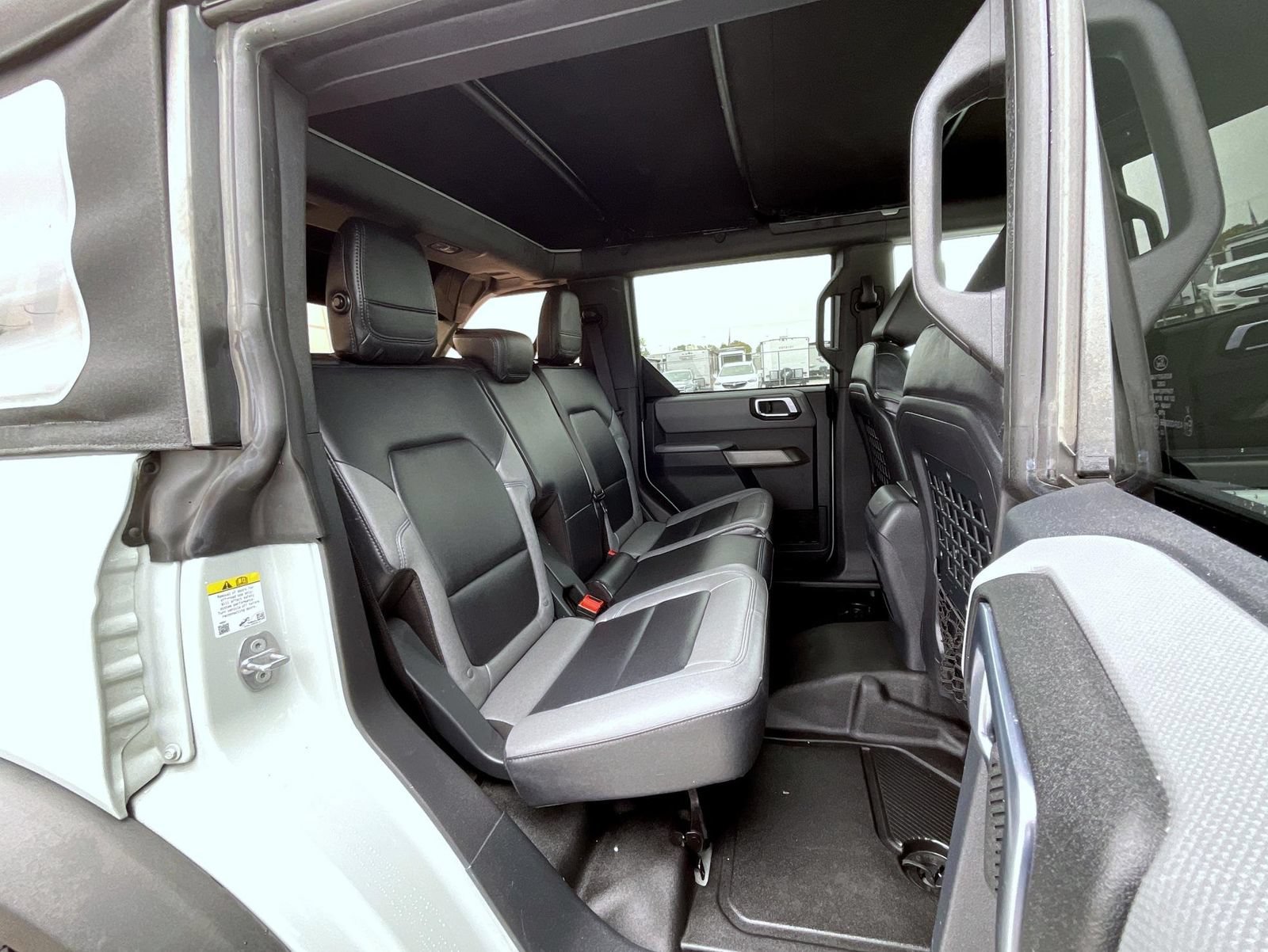 2022 Ford Bronco 4-Door Black Diamond - Photo 18
