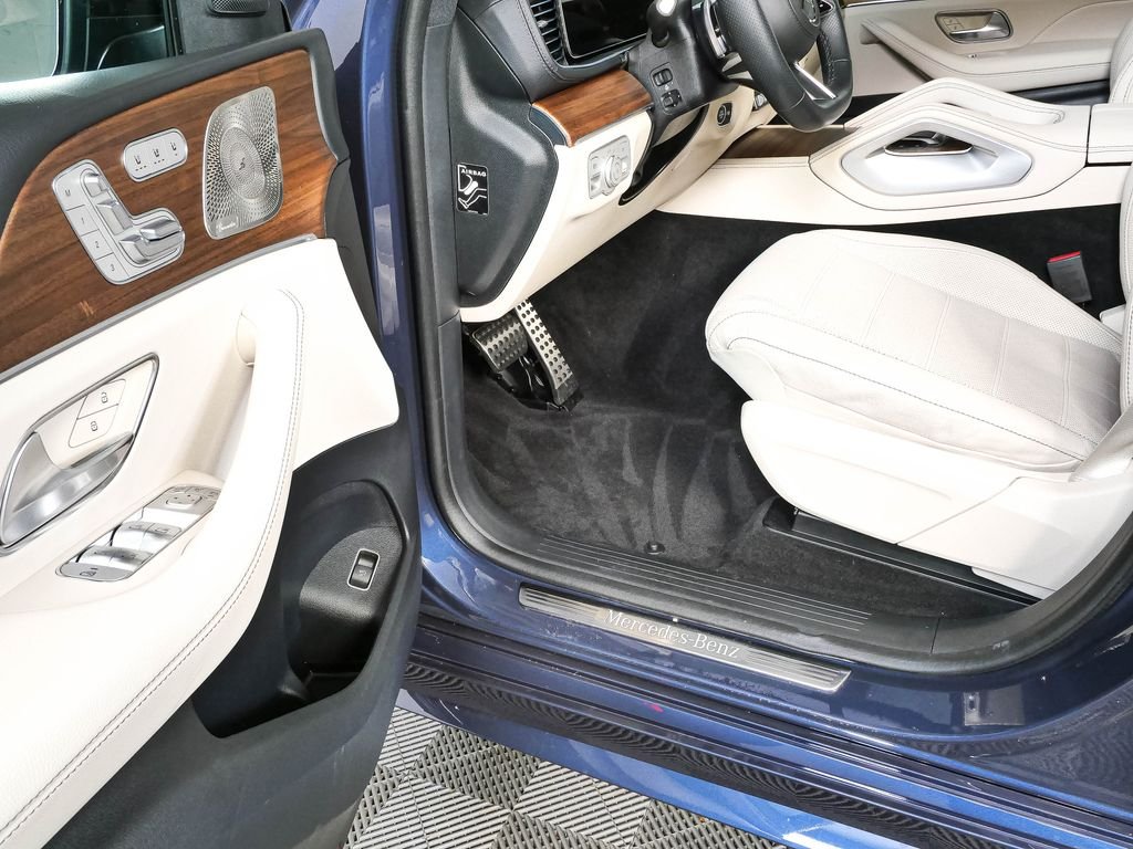 Certified Used 2025 Blue Mercedes-Benz GLS 450 image 8