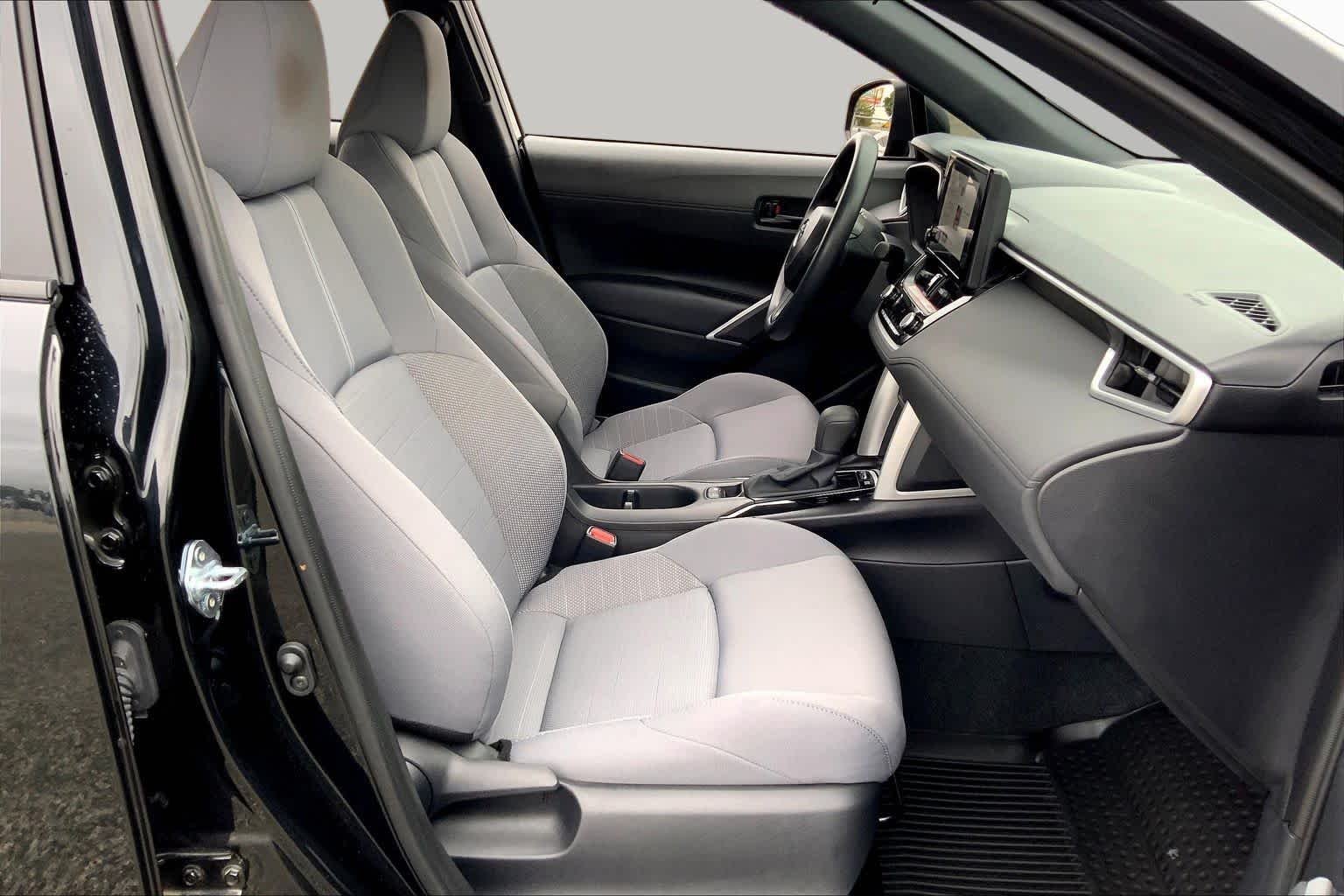 Used 2025 Jet Black Toyota Hybrid S image 9
