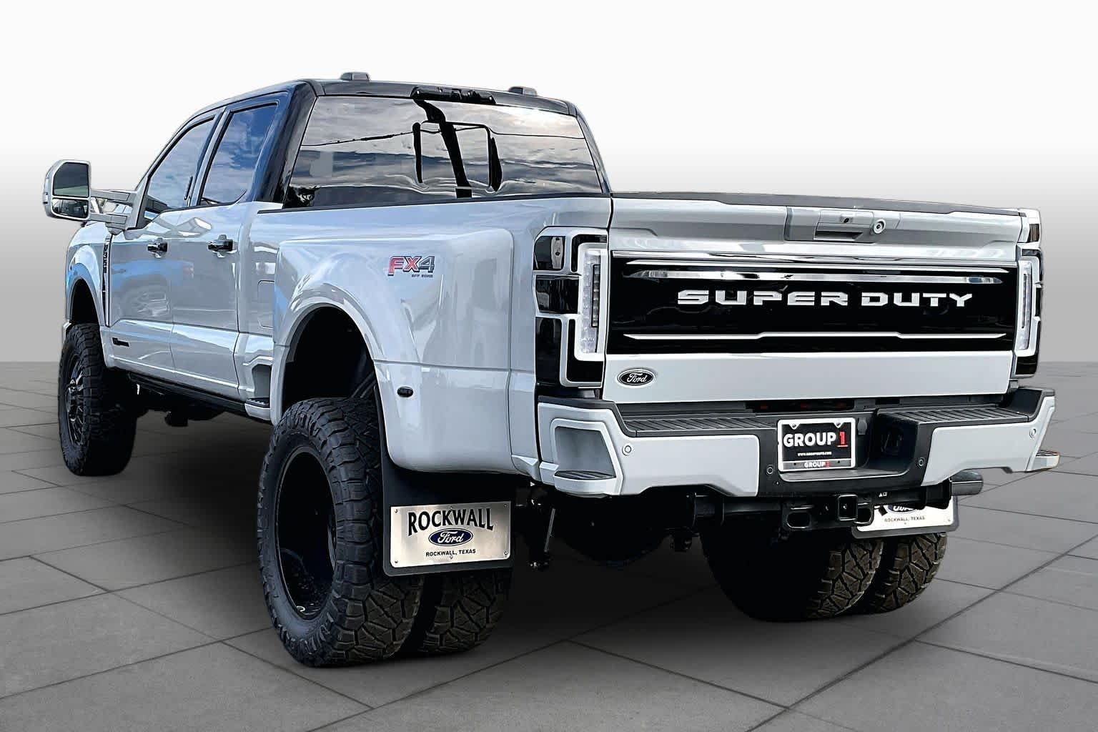 New 2026 Avalanche Ford F-350® Platinum® image 10