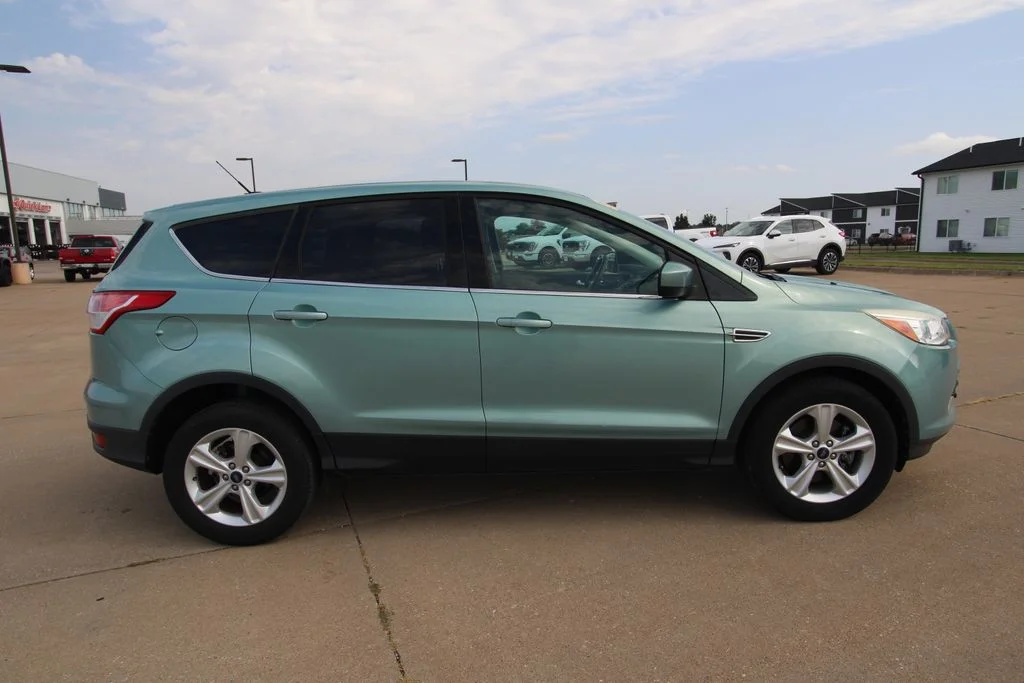 Used 2013 Frosted Glass Ford SE image 4