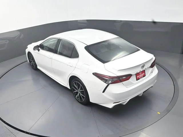 Used 2024 White Toyota SE image 26