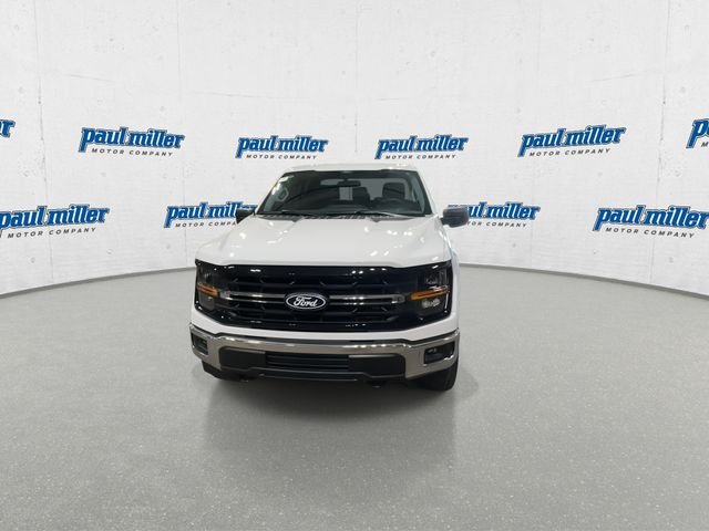 Used 2026 Oxford White Ford XLT image 5