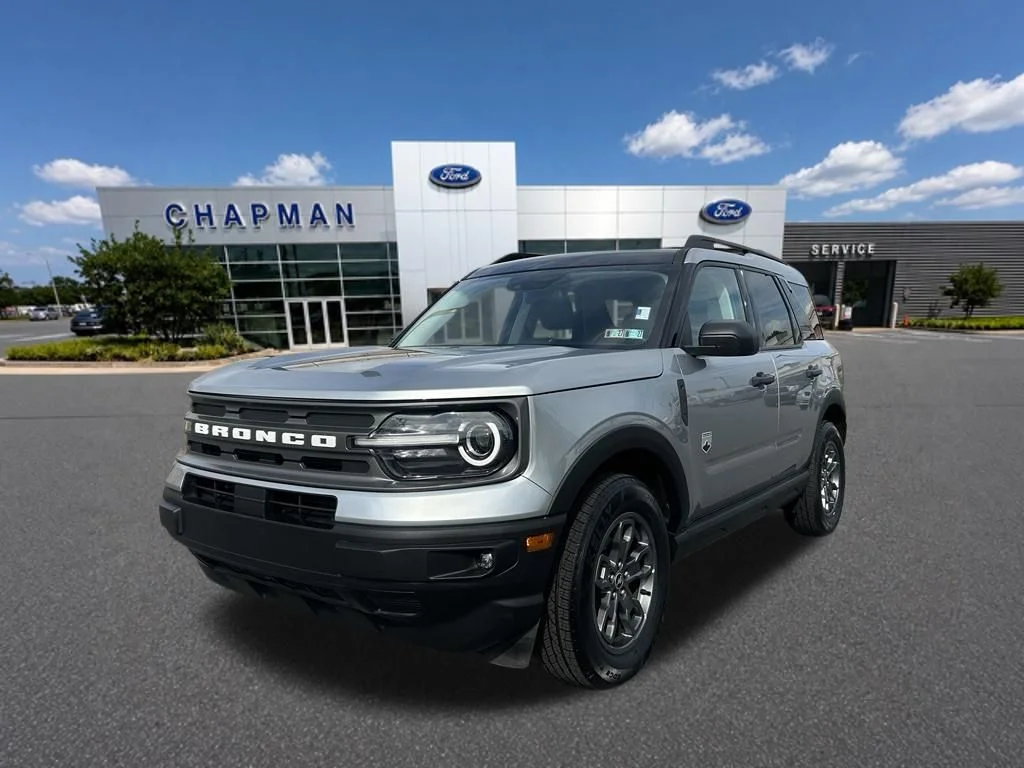 Used 2023 Silver Metallic Ford Big Bend image 4