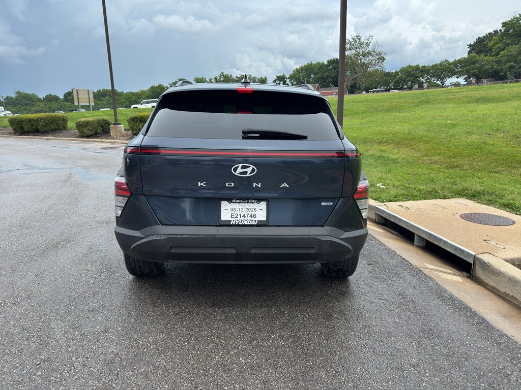 Used 2025 Denim Blue Hyundai SEL image 5