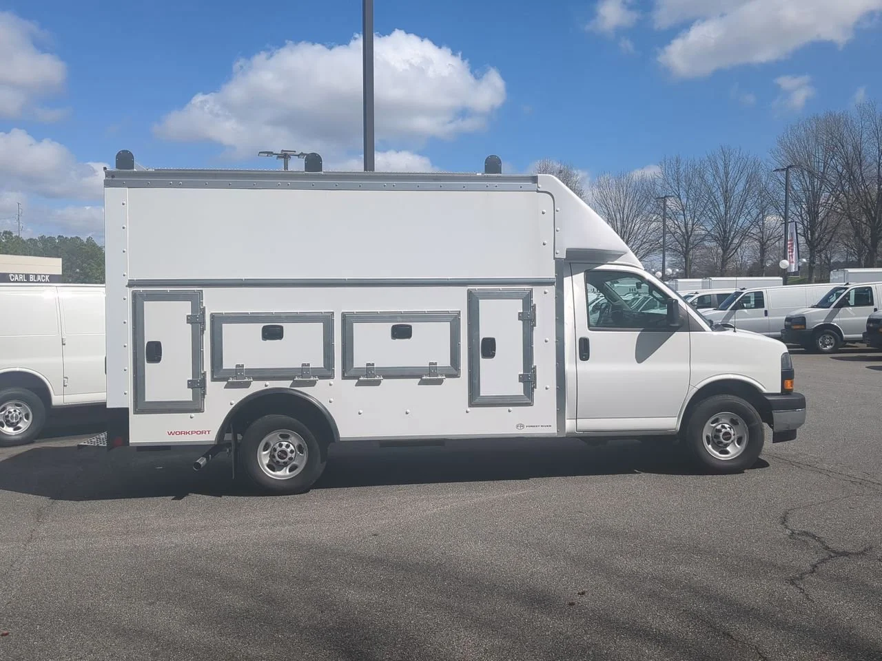 New 2025 Summit White GMC Work Truck image 9