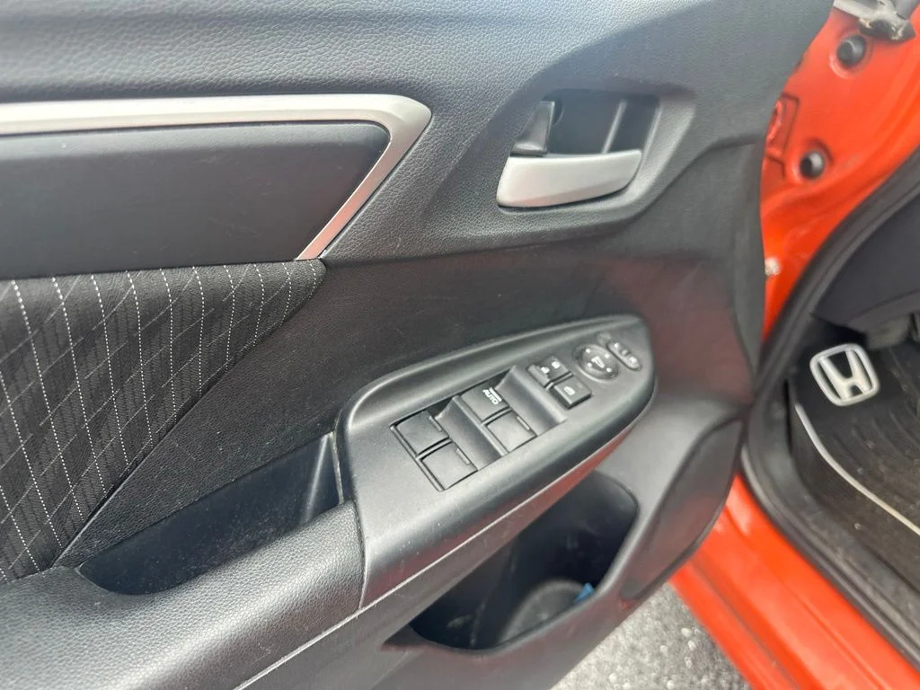 Used 2018 Orange Fury Honda EX image 20