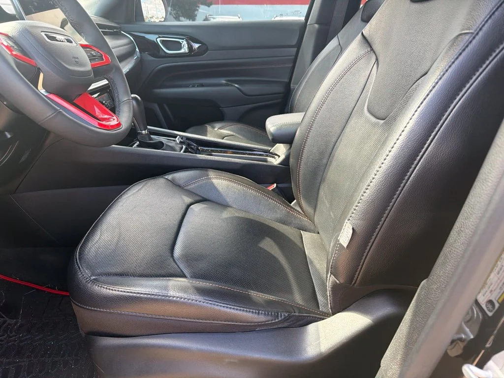 Used 2023 Black Jeep Limited image 18