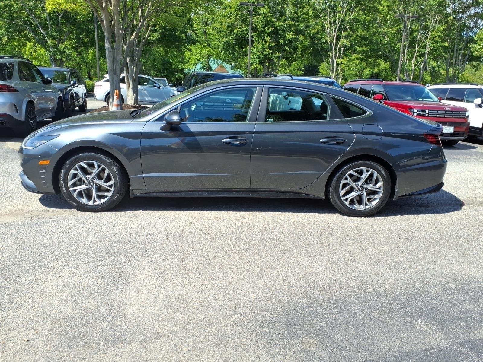 Used 2023 Portofino Gray Hyundai SEL image 10