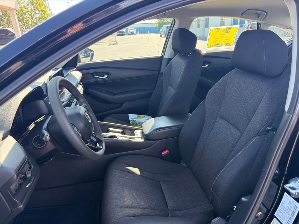 Used 2024 Black Honda LX image 9