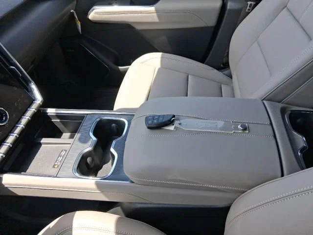 2026 GMC Acadia Elevation - Photo 13